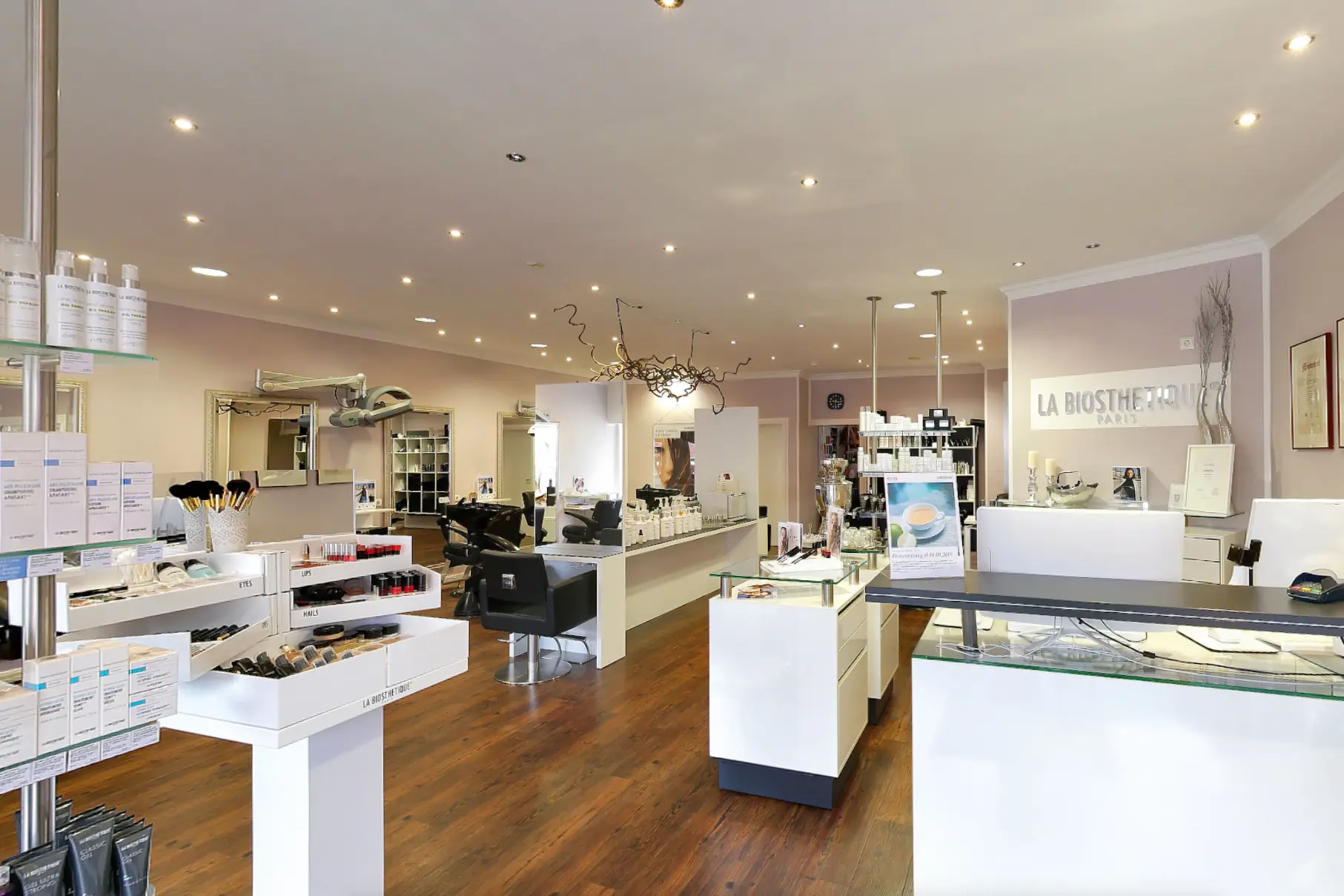 K & S Hairteam Bonn Friseur La Biosthétique Salon 01