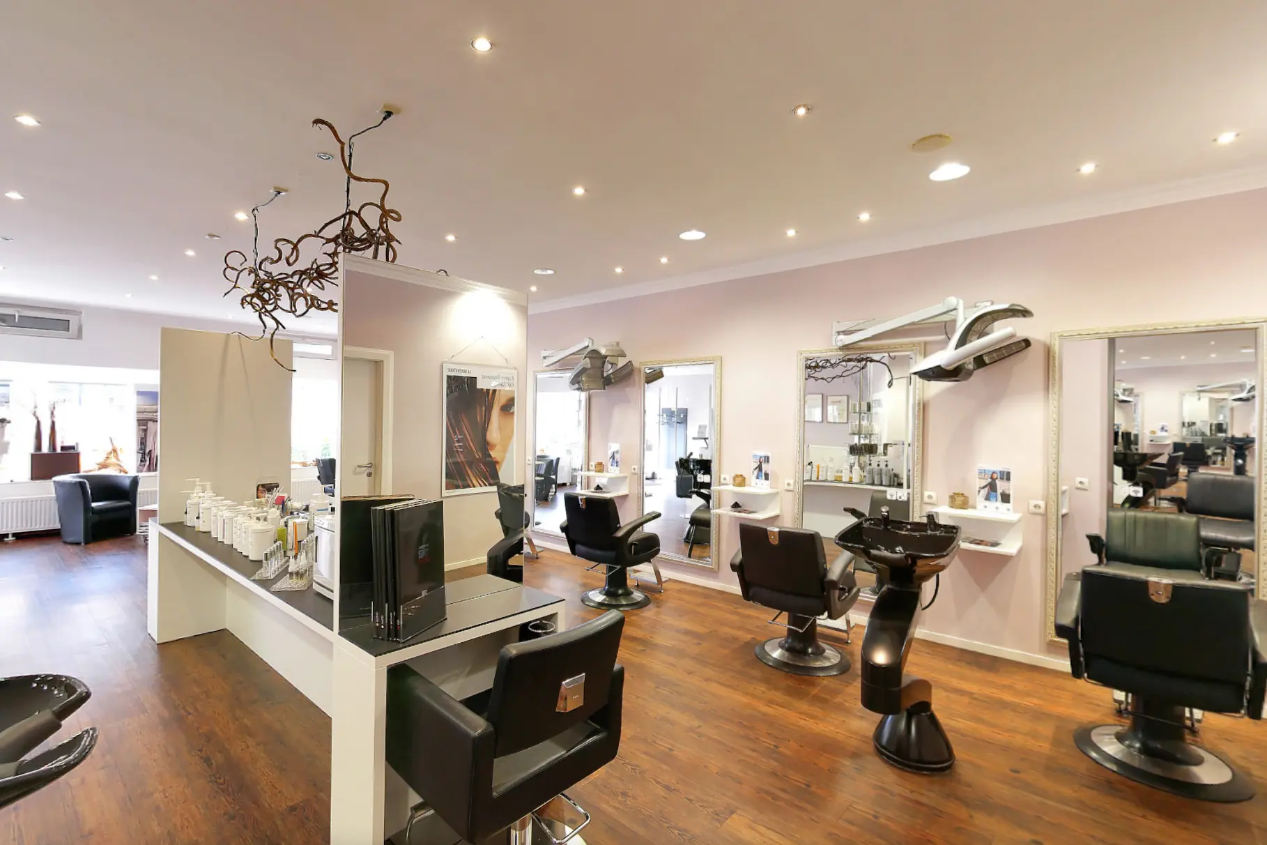 K & S Hairteam Bonn Friseur La Biosthétique Salon 02